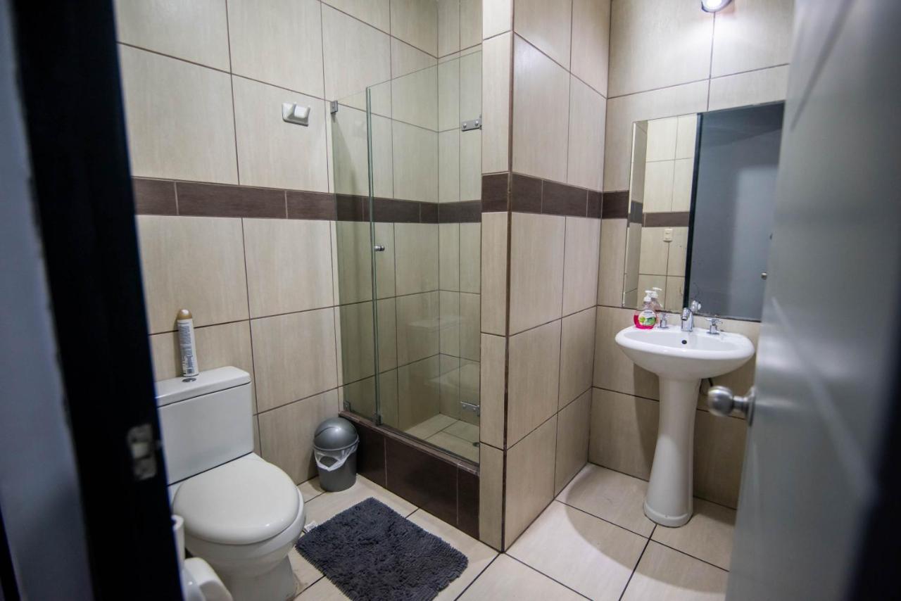 Miraflores Apartment Лима Екстериор снимка